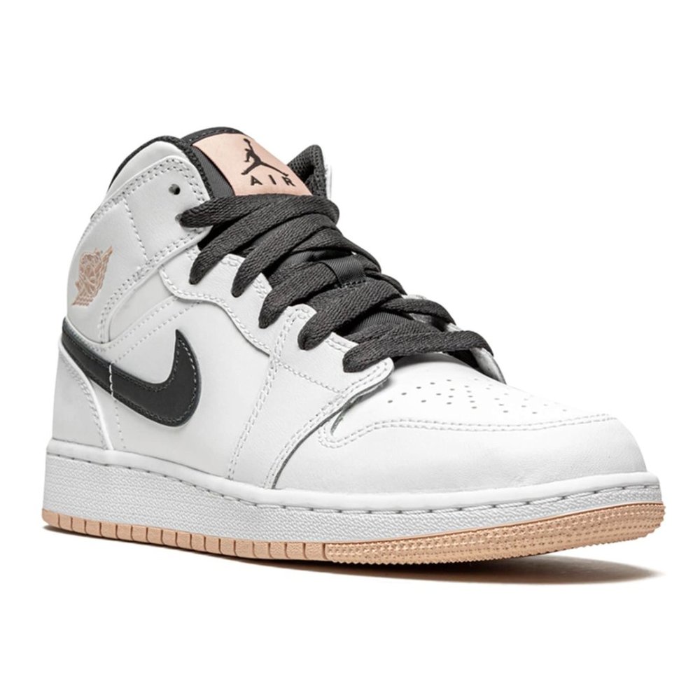 Air Jordan 1 Mids